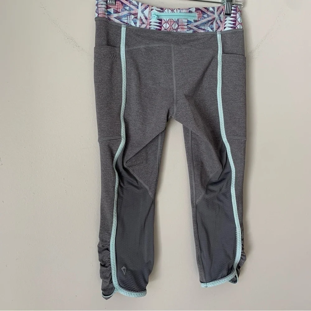 Ivivva By Lululemon for Youth Girls Gray Crop Leggings Size 14